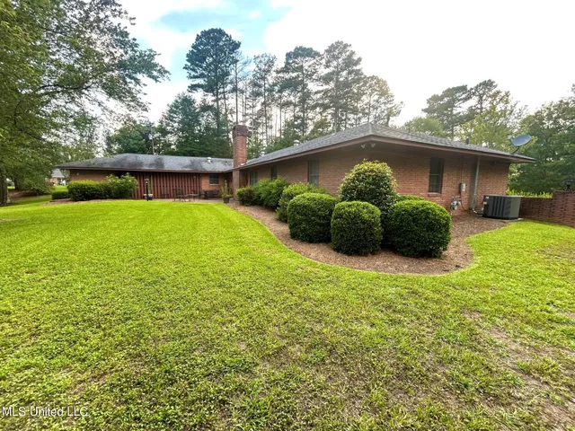 $320,000 | 1204 North Jordan Street, Carthage, MS 39051