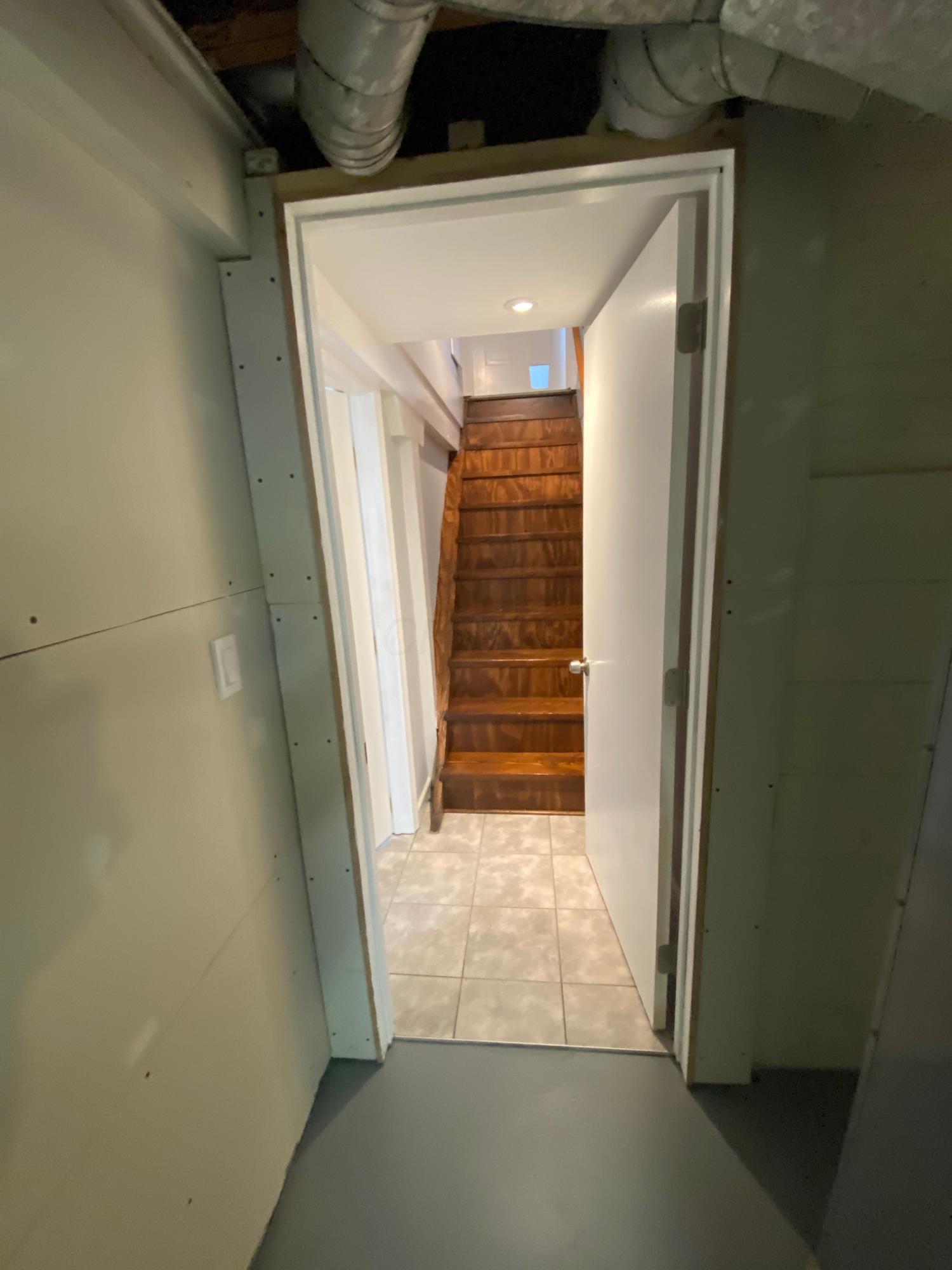 208 Demorest Road Columbus, OH 43204 - Photo 20 of 54 Gallery Image 20