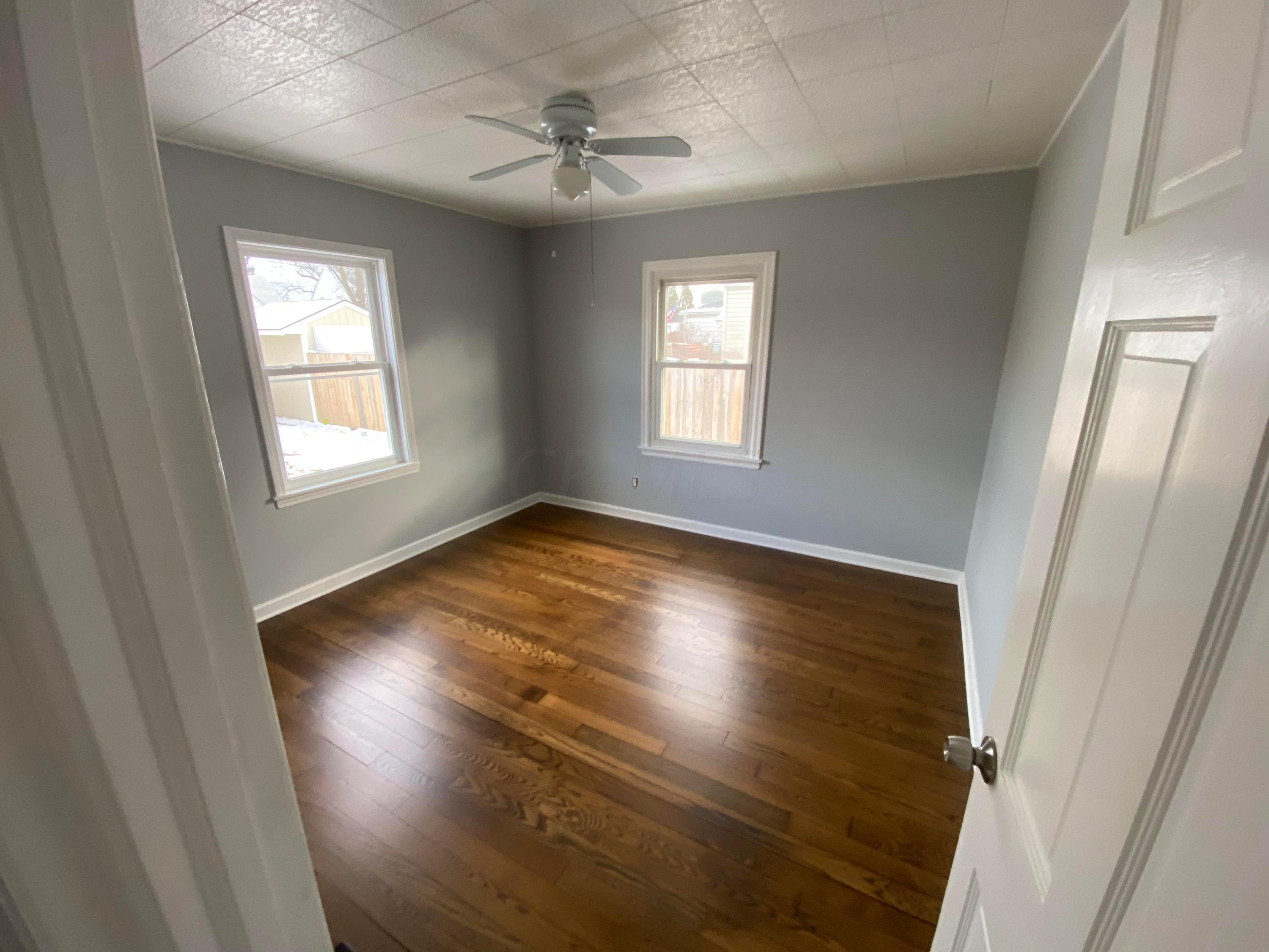 208 Demorest Road Columbus, OH 43204 - Photo 5 of 54 Gallery Image 5