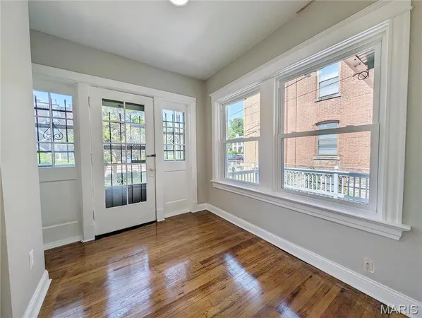 $369,900 | 6304 Cates Avenue, St. Louis, MO 63130