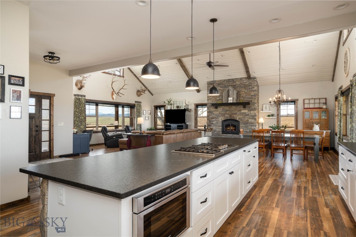 161 Price Road Three Forks, MT 59752 - Photo 31 of 77 Kitchen