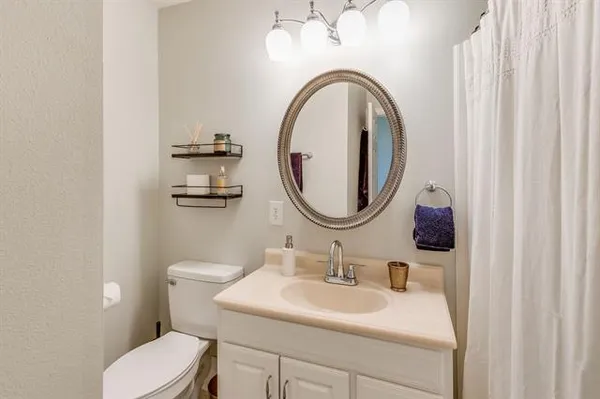 $1,650 | 1127 Independence Street, New Orleans, LA 70117