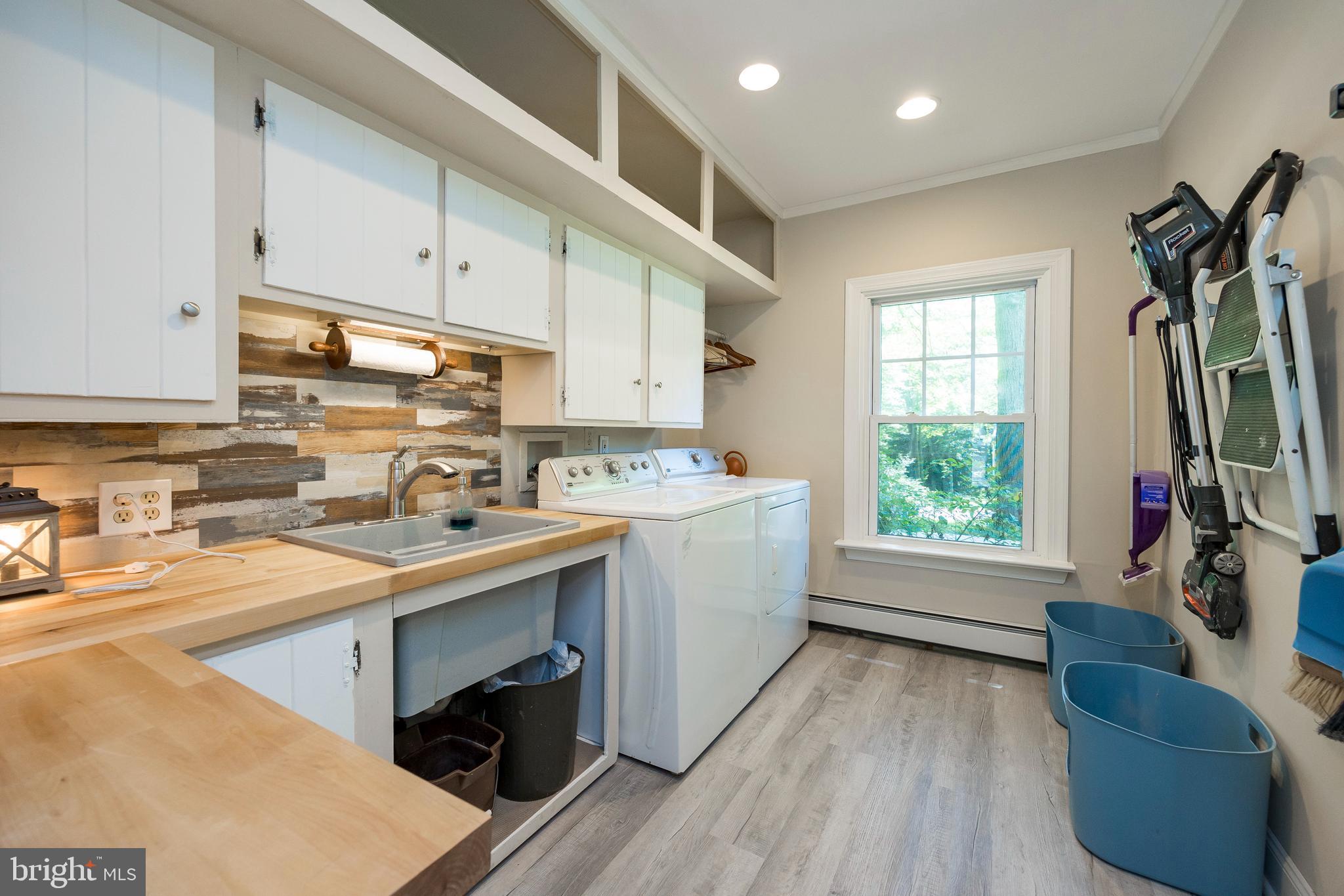 116 Ridgewood Circle Downingtown, PA 19335 - Photo 21 of 38 laundry room