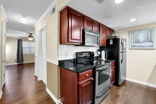 $249,950 | 6900 Roswell Road, Unit M3, Atlanta, GA 30328