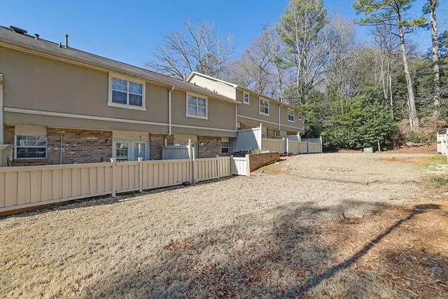 $249,950 | 6900 Roswell Road, Unit M3, Atlanta, GA 30328