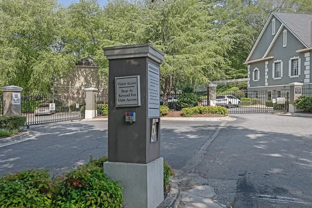 $249,950 | 6900 Roswell Road, Unit M3, Atlanta, GA 30328