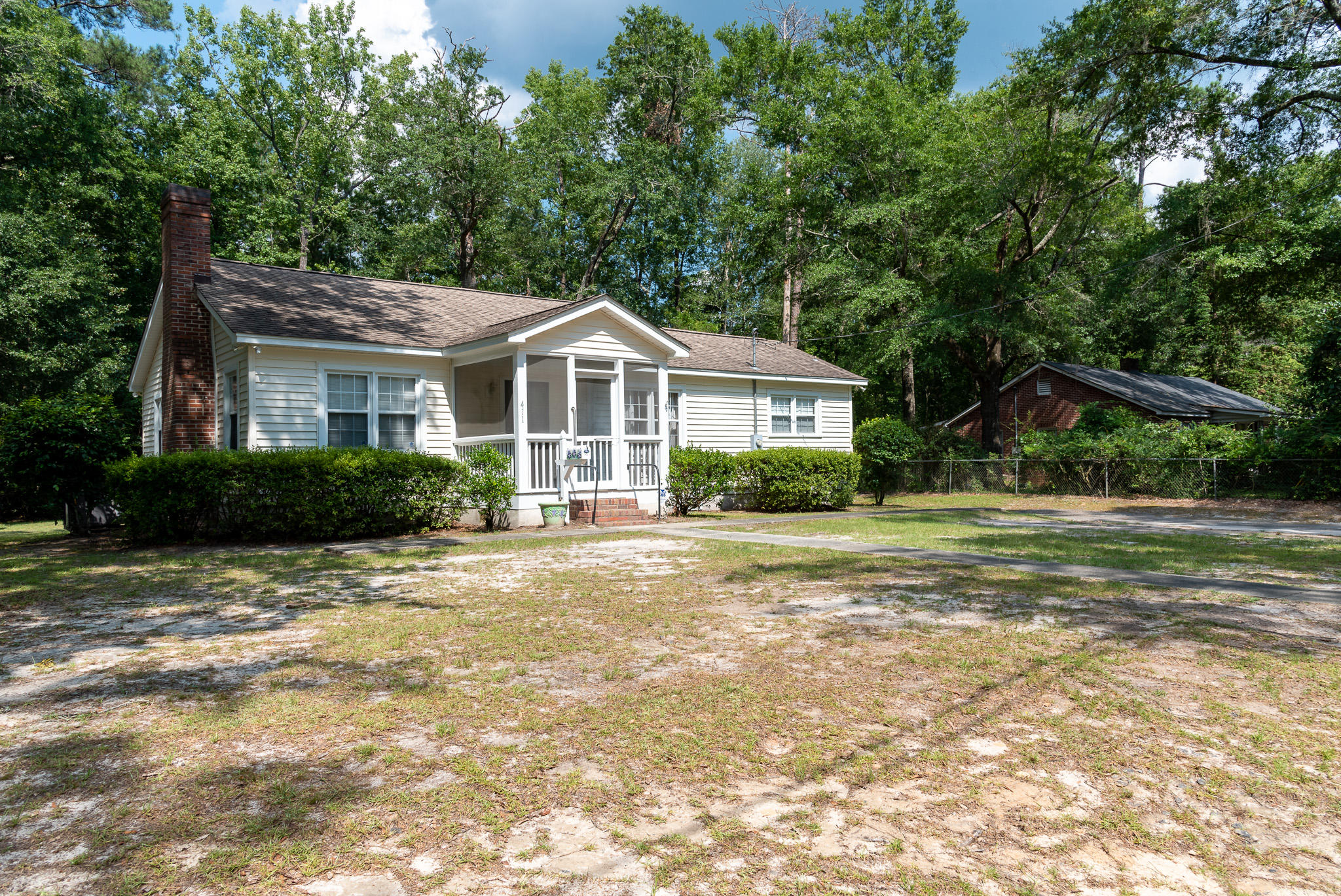 411 Center Street Walterboro, SC 29488 - Photo 2 of 19 MH2_3821