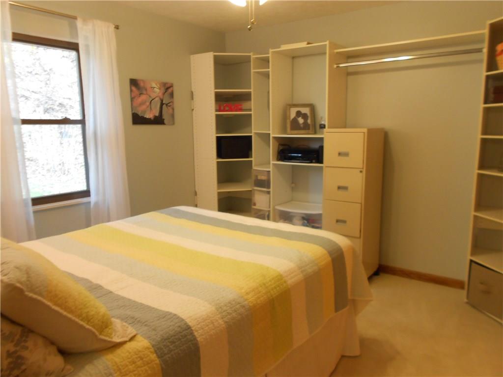 166 Old English Road Pittsburgh, PA 15237 - Photo 14 of 22 Gallery Image 14
