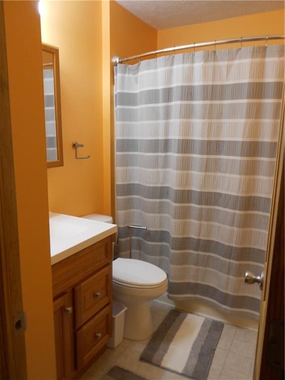 166 Old English Road Pittsburgh, PA 15237 - Photo 8 of 22 Gallery Image 8