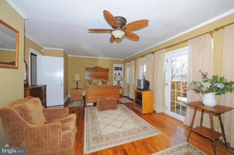 9811 Indian Queen Point Road Fort Washington, MD 20744 - Photo 14 of 30 Master Bedroom