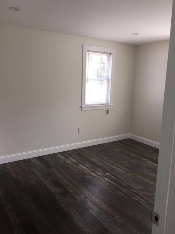 26 Chapel Road Mattapoisett, MA 02739 - Photo 10 of 28 Gallery Image 10