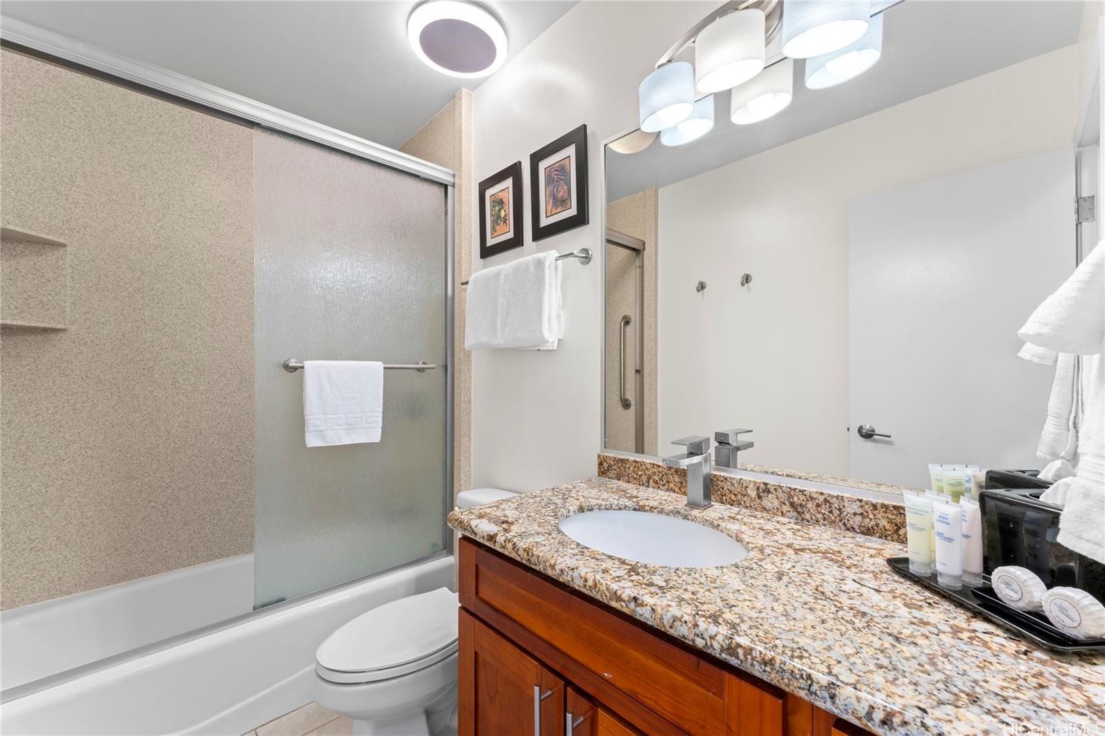 2161 Kalia Road, Unit 200 Honolulu, HI 96815 - Photo 9 of 12