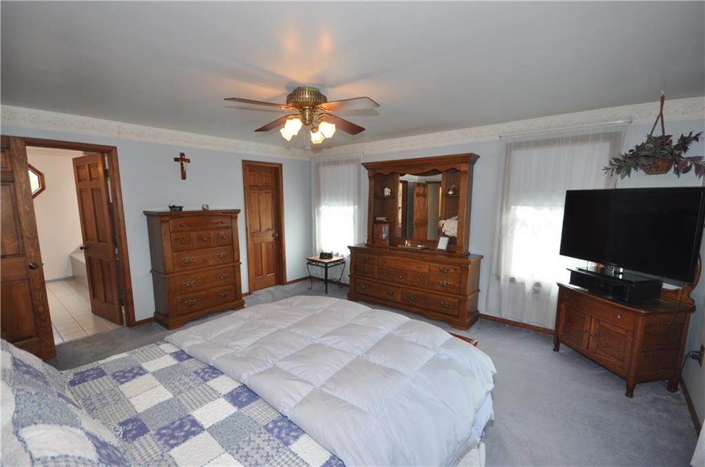 4895 East Willock Road Pittsburgh, PA 15227 - Photo 17 of 25 Gallery Image 17