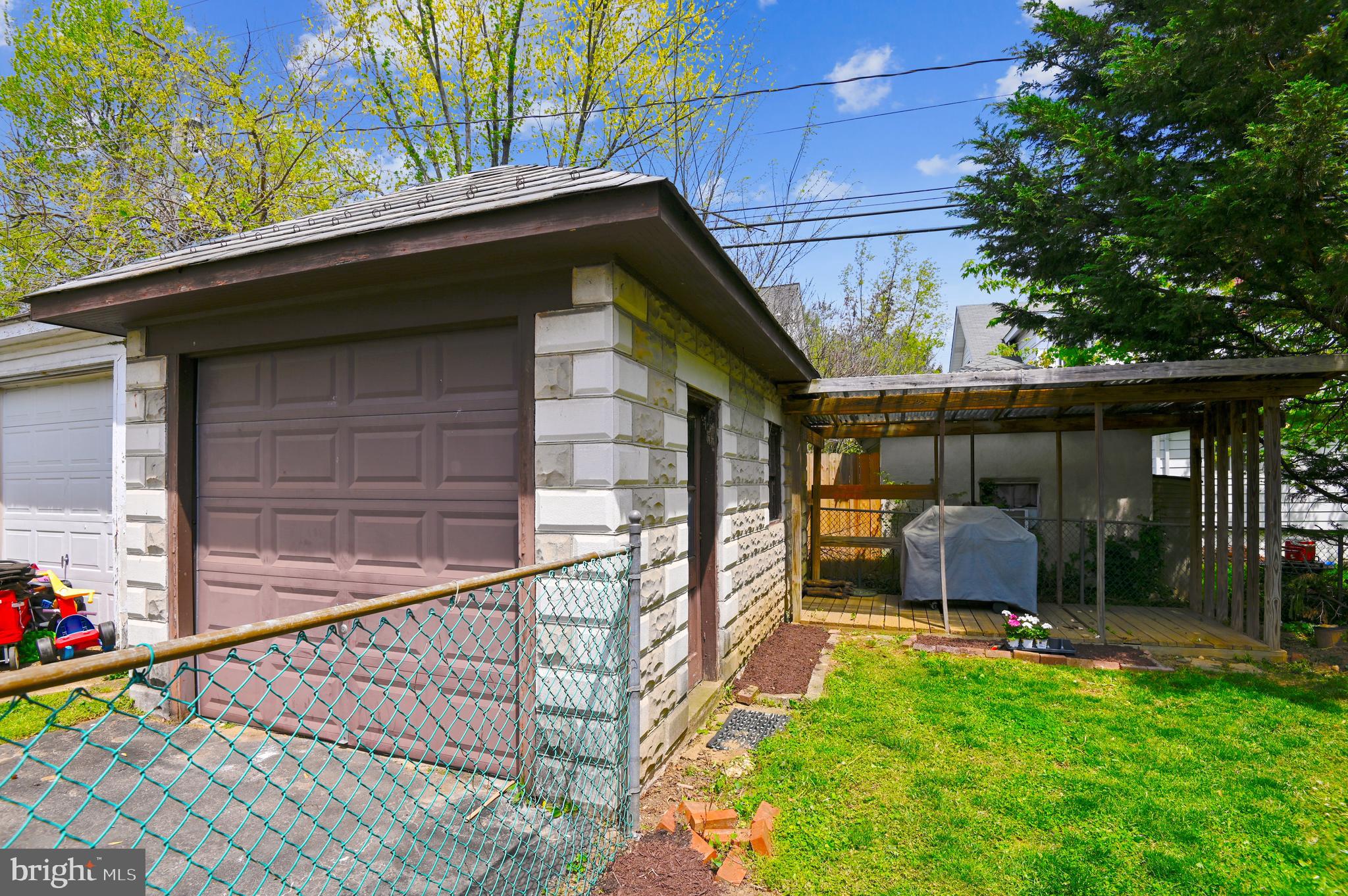 511 Kingston Road Baltimore, MD 21229 - Photo 42 of 45 1 CAR GARAGE