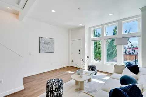 $898,000 | 265 Laurel Grove Lane, San Jose, CA 95126