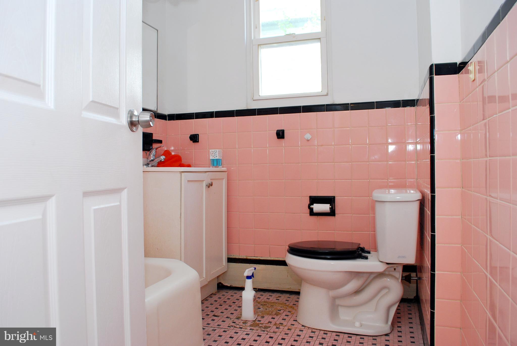 212 Robbins Street Philadelphia, PA 19111 - Photo 17 of 18