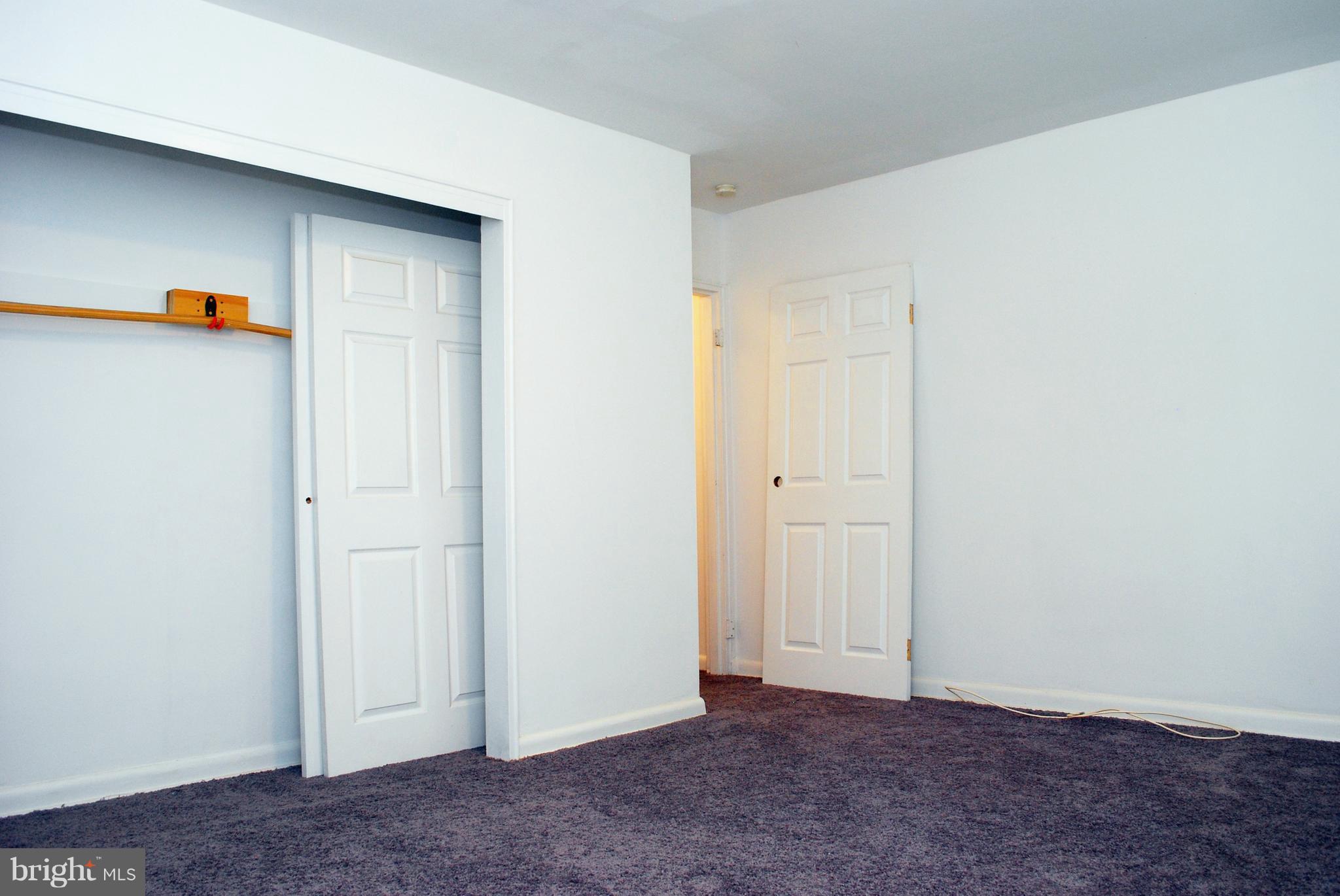 212 Robbins Street Philadelphia, PA 19111 - Photo 10 of 18