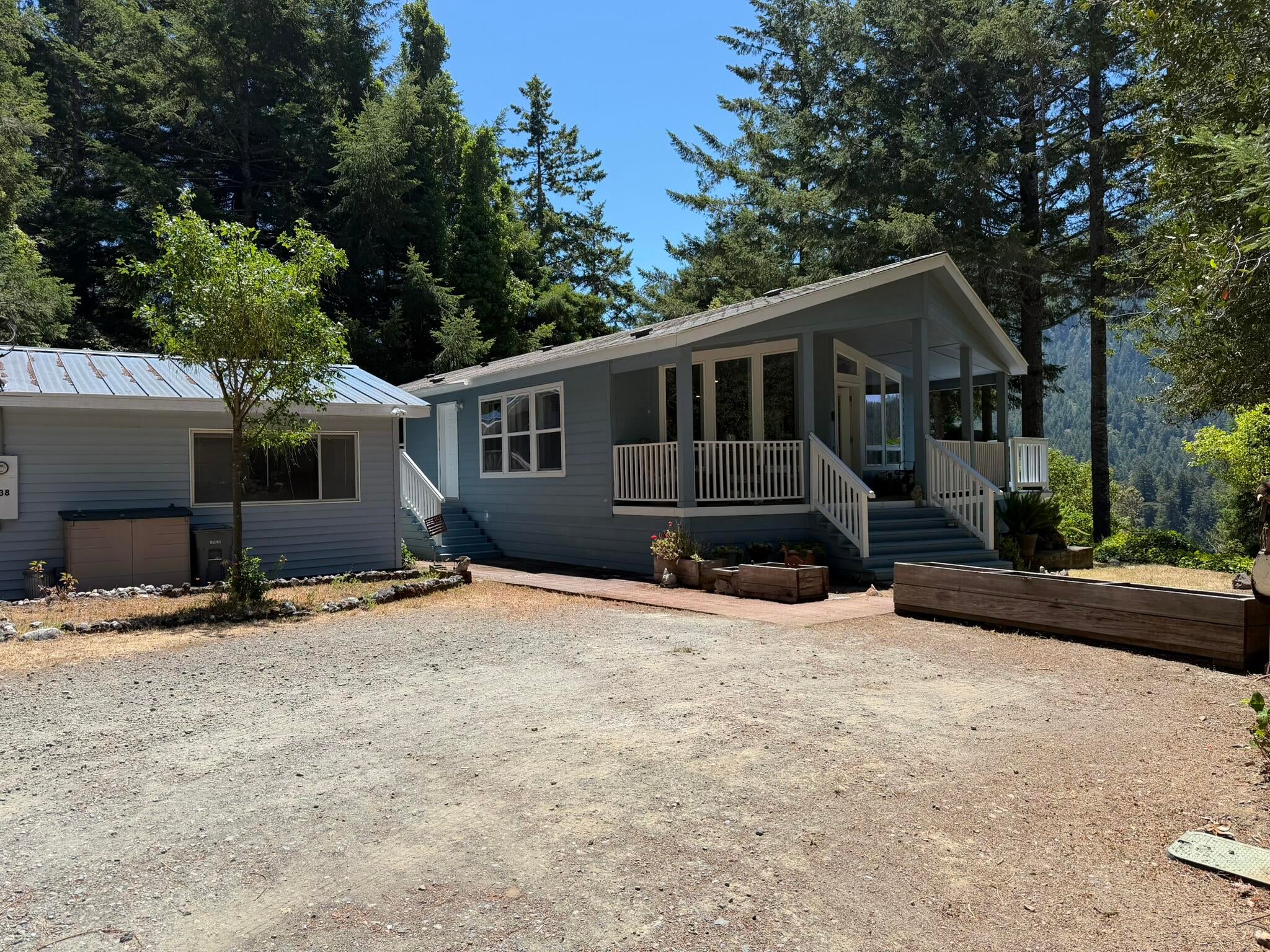 138 Madrone Road Weott, CA 95571 - Photo 5 of 72 Gallery Image 5