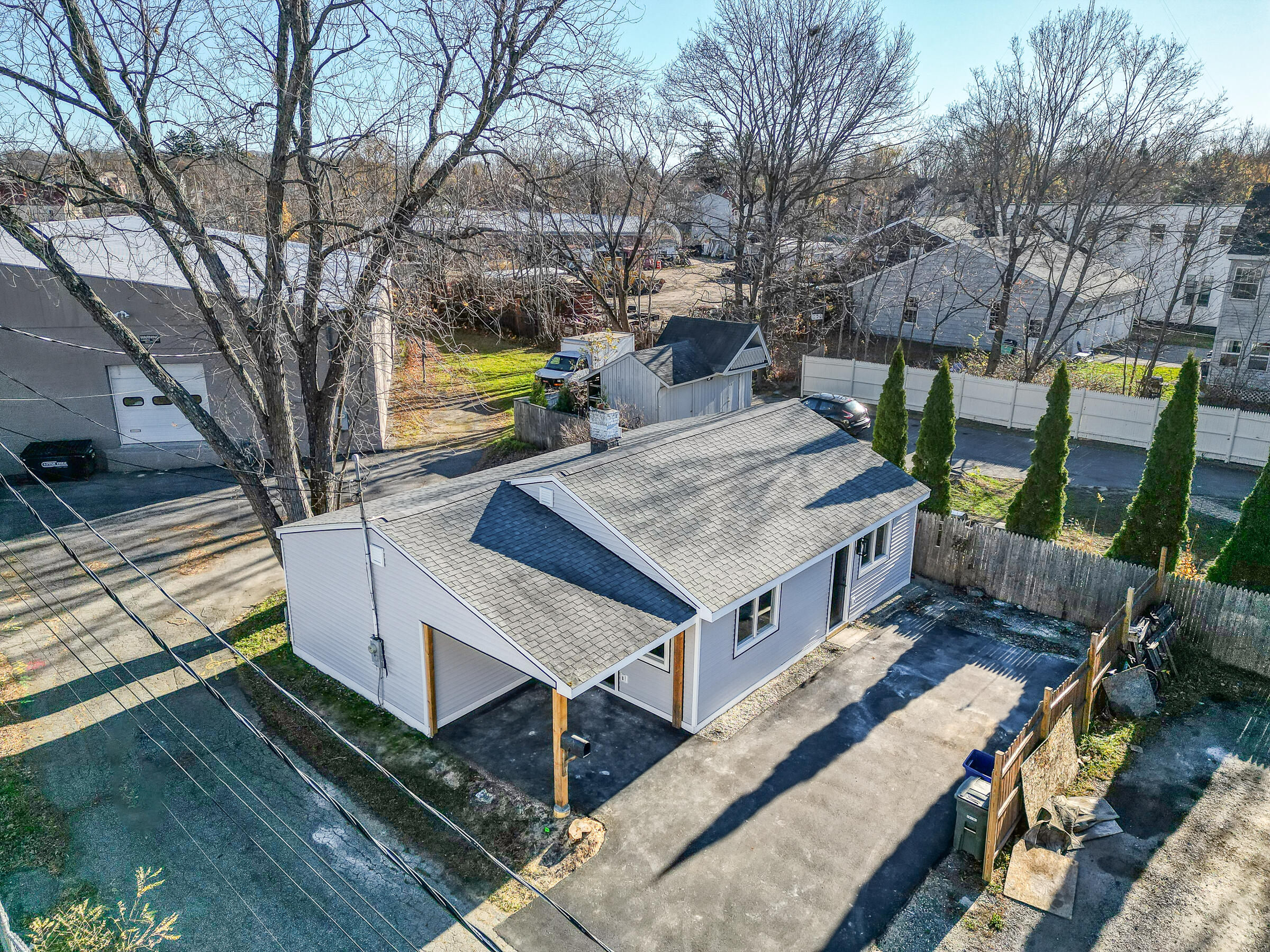 38 Rochester Street Westbrook, ME 04092 - Photo 4 of 28 109781ae-102