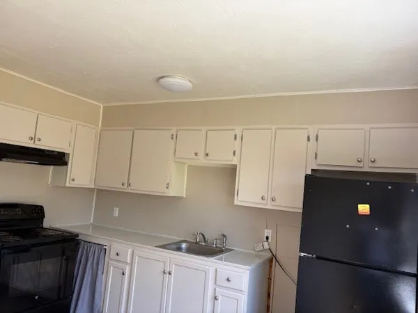 $1,500 | 6214 Iron Rock Avenue, Houston, TX 77087