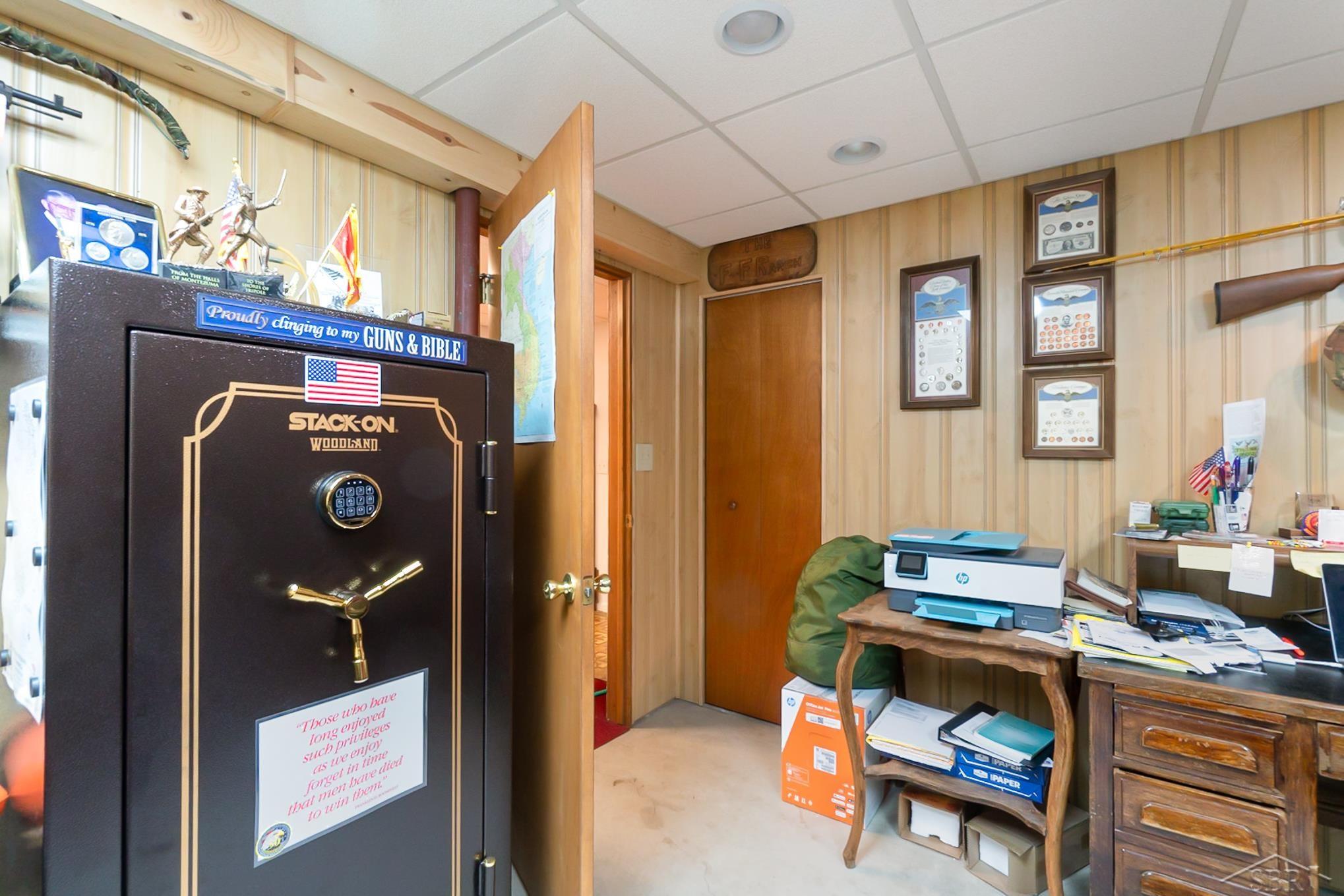 10508 E Road Burt, MI 48417 - Photo 23 of 36