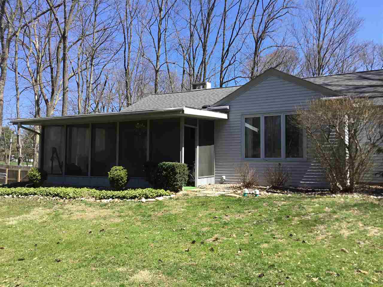 2417 South Stonebridge Road Warsaw, IN 46580 - Photo 16 of 16 Gallery Image 16