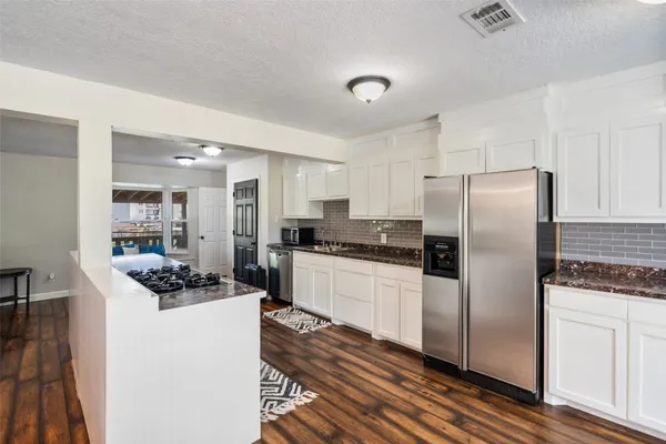 $425,000 | 7457 County Line Road, Willis, TX 77378