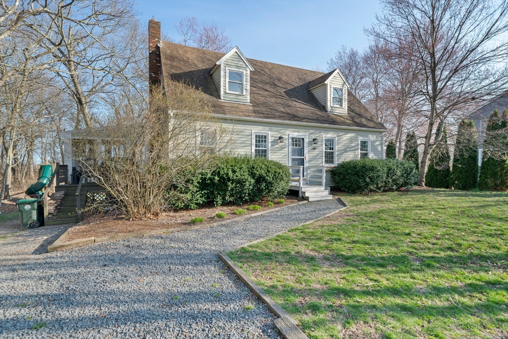 44 Jayna Way Marshfield, MA 02050 - Photo 19 of 27 a front view of a house with garden