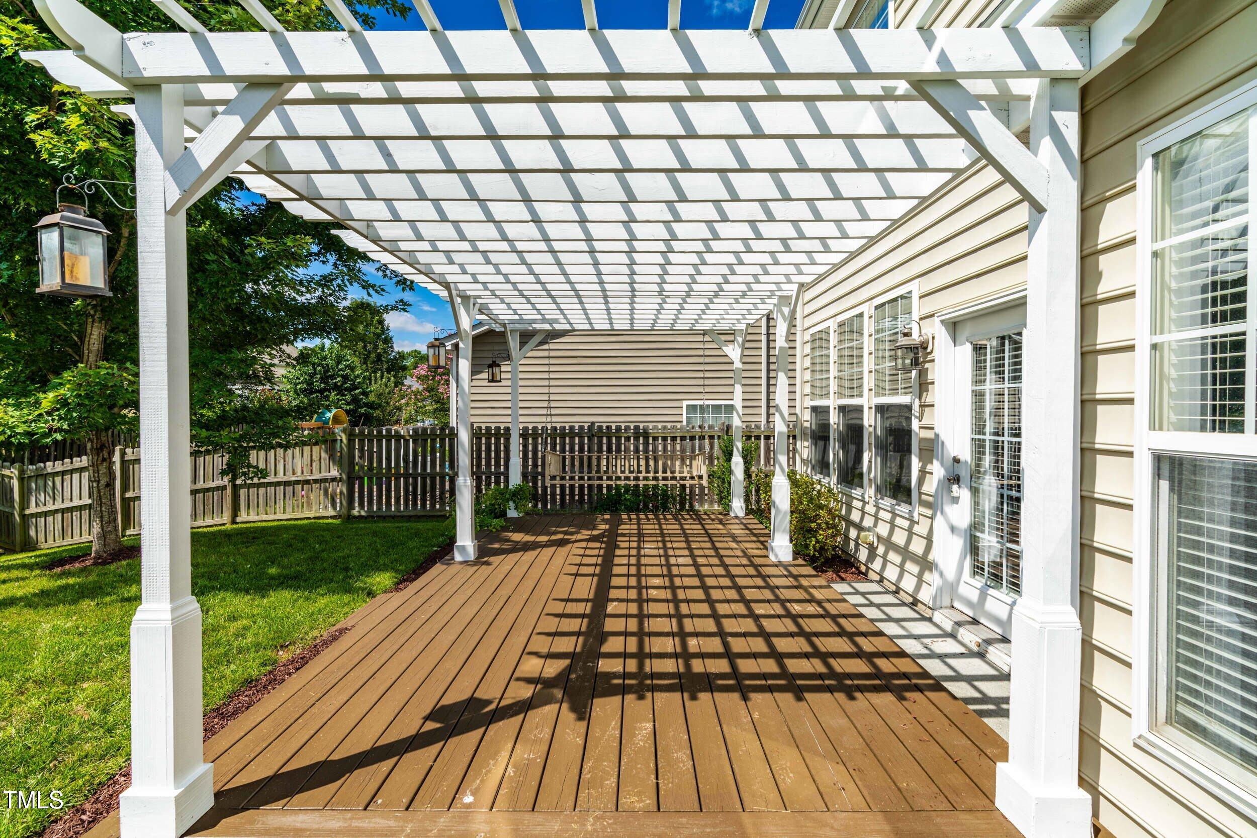 2816 Prospect Parkway Durham, NC 27703 - Photo 32 of 38 a view of a balcony
