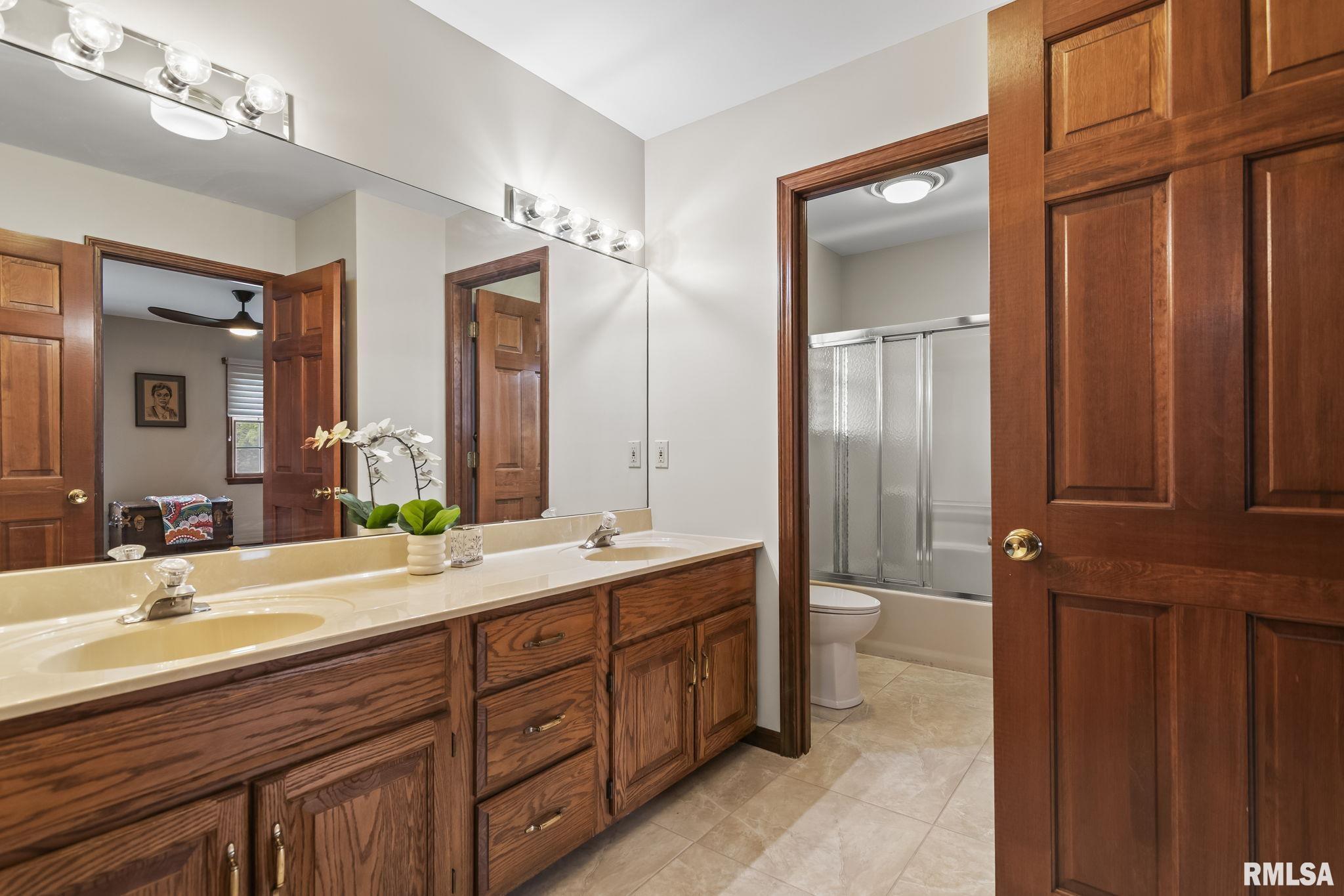 1805 Windycrest Drive Springfield, IL 62704 - Photo 31 of 47