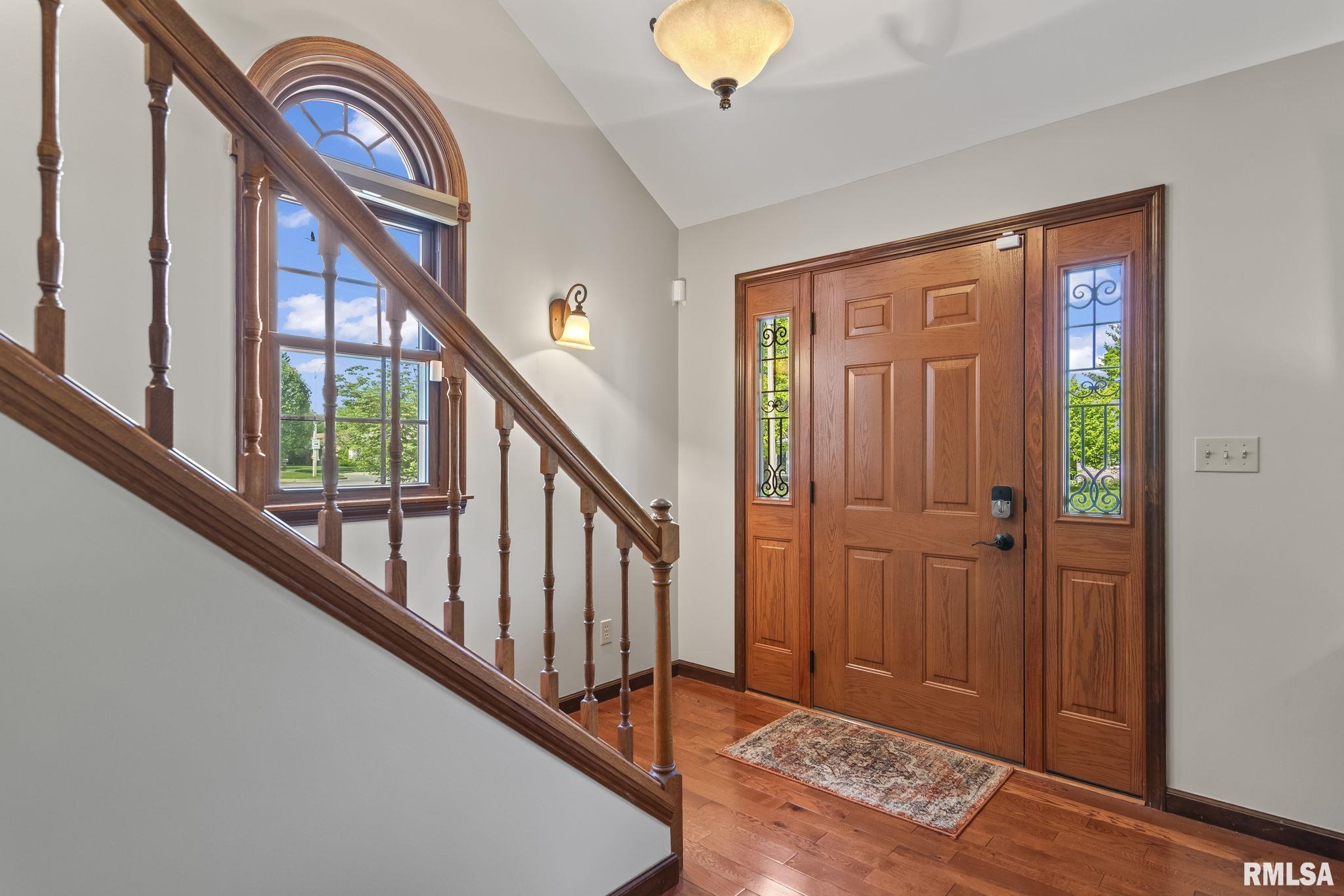 1805 Windycrest Drive Springfield, IL 62704 - Photo 4 of 47