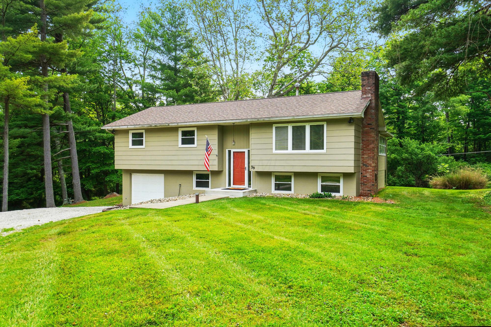 29 Granview Road Granville, OH 43023 - Photo 2 of 53 010