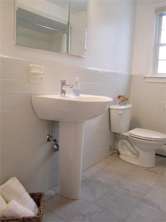 28 East Boulevard Road Newton, MA 02459 - Photo 21 of 23 Gallery Image 21