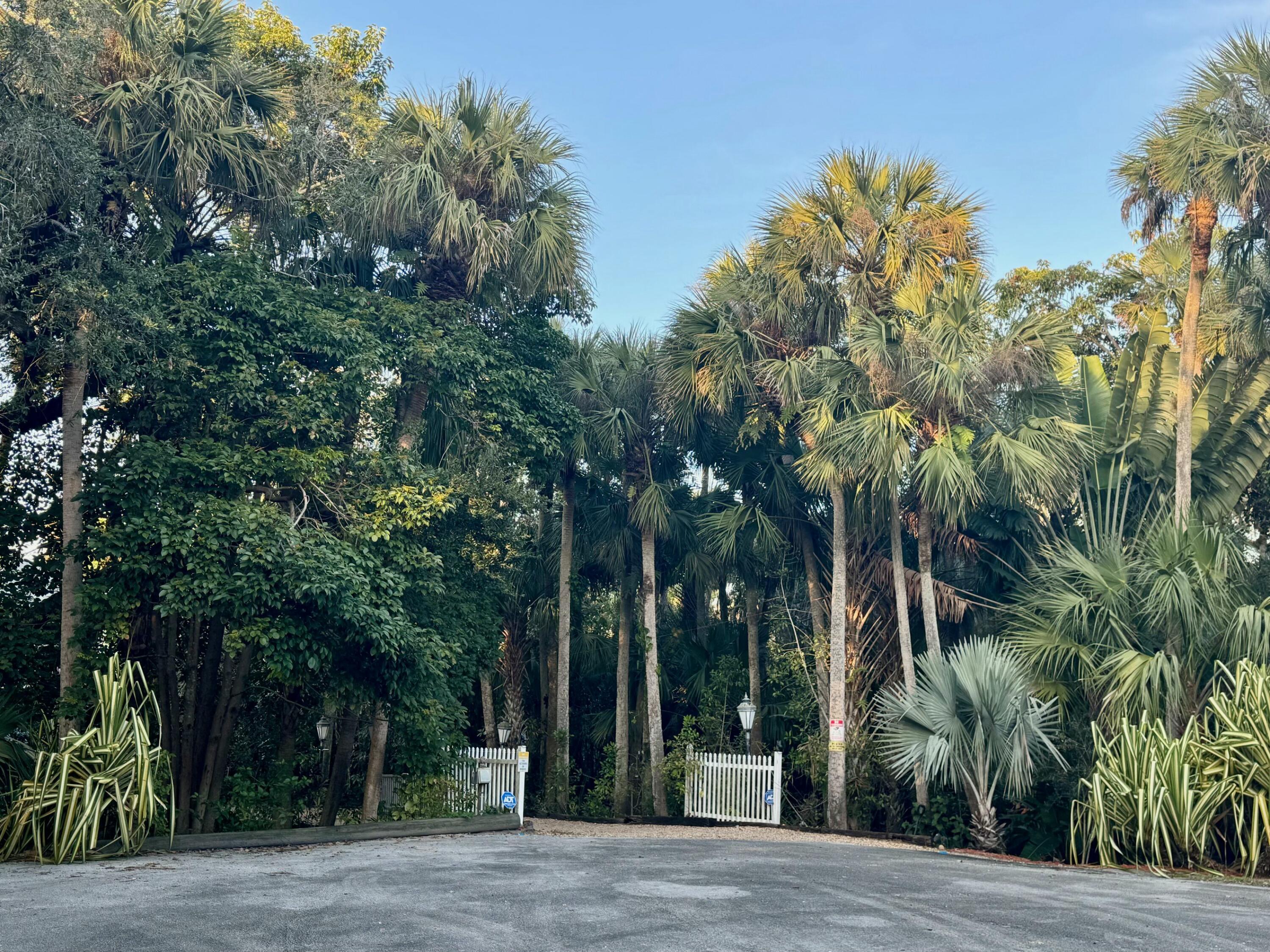 1905 Old River Road Fort Pierce, FL 34982 - Photo 12 of 20 tempImagewete5h