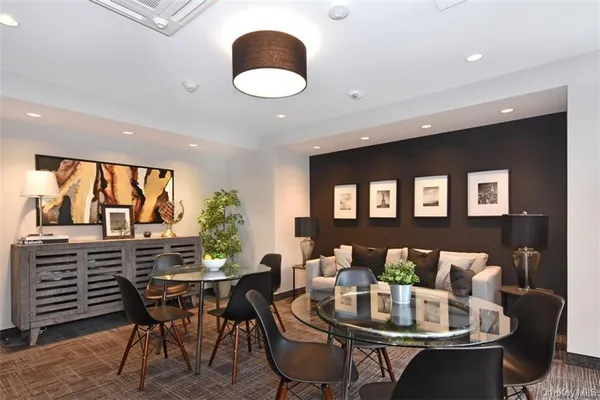 $1,950 | 2 Mill Street, Unit 6D, Yonkers, NY 10701