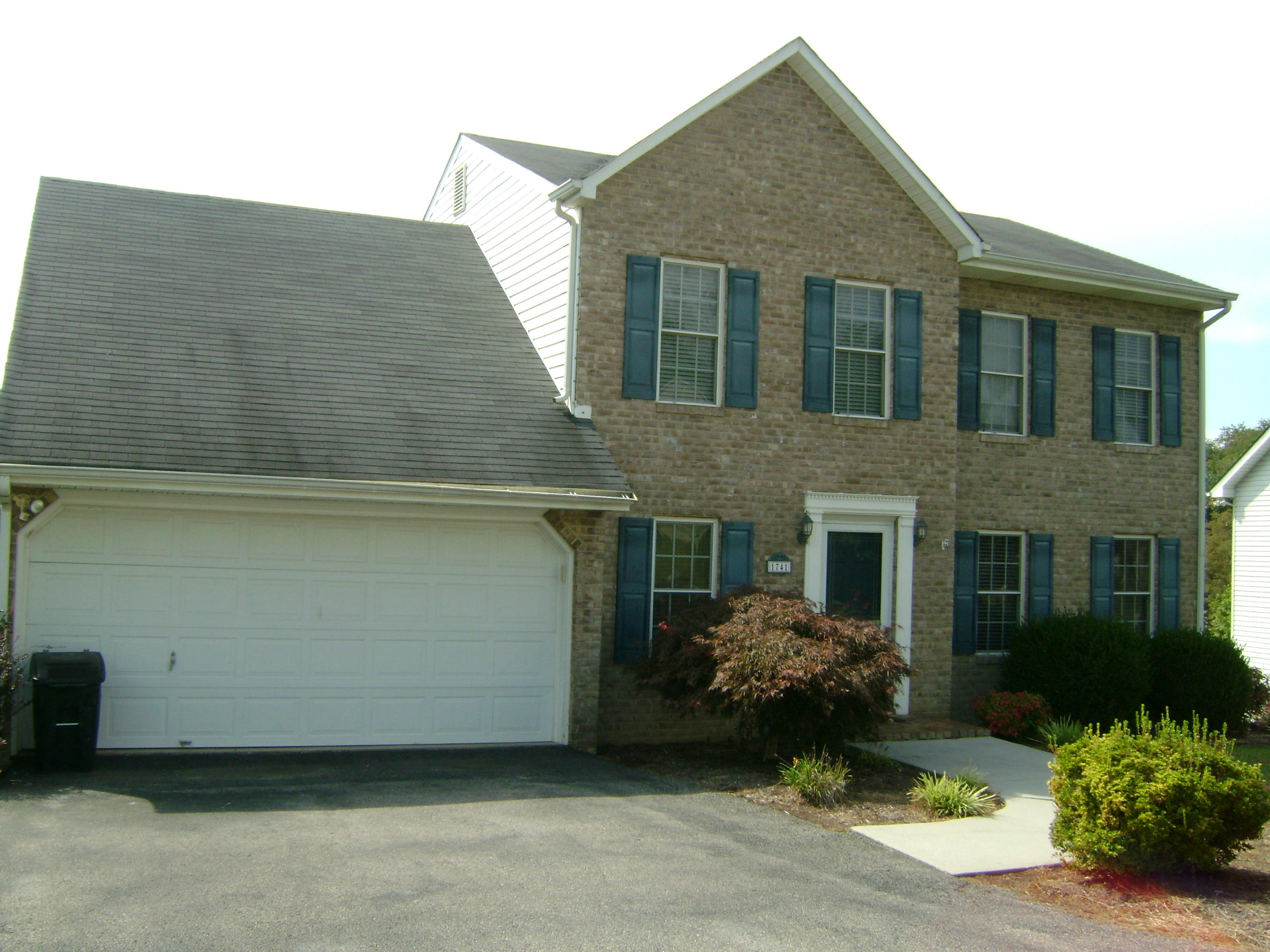 1741 Meadows Road Vinton, VA 24179 - Photo 1 of 23 a front view of a house