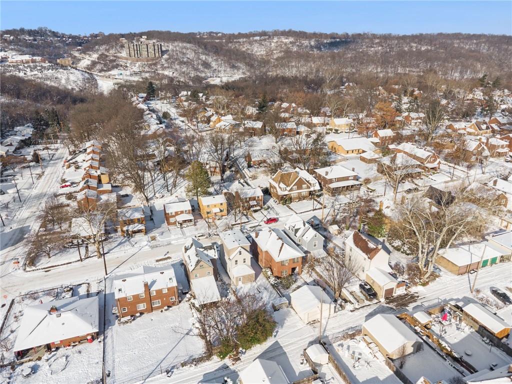 216 Whipple Street Pittsburgh, PA 15218 - Photo 28 of 29 an aerial view of residential houses with city view