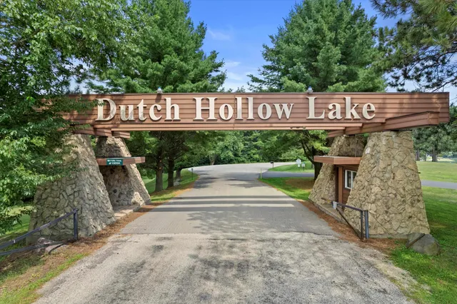 $14,989 | 2919 Gatling Court, La Valle, WI 53941