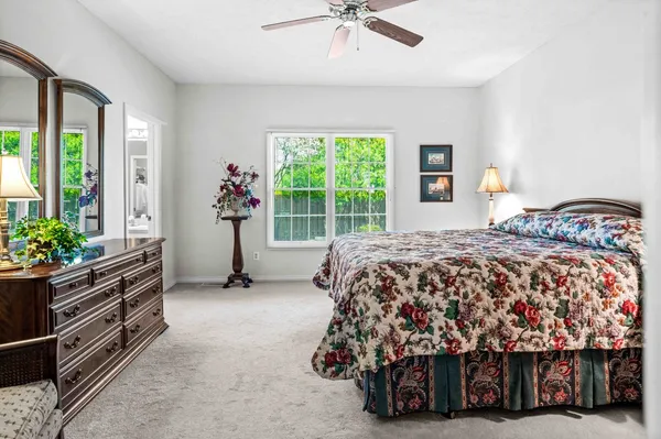 $420,000 | 8 Sable Oaks Court, Bloomington, IL 61704