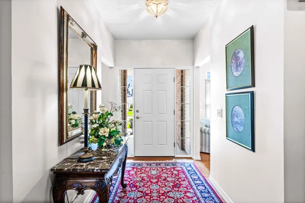 $420,000 | 8 Sable Oaks Court, Bloomington, IL 61704