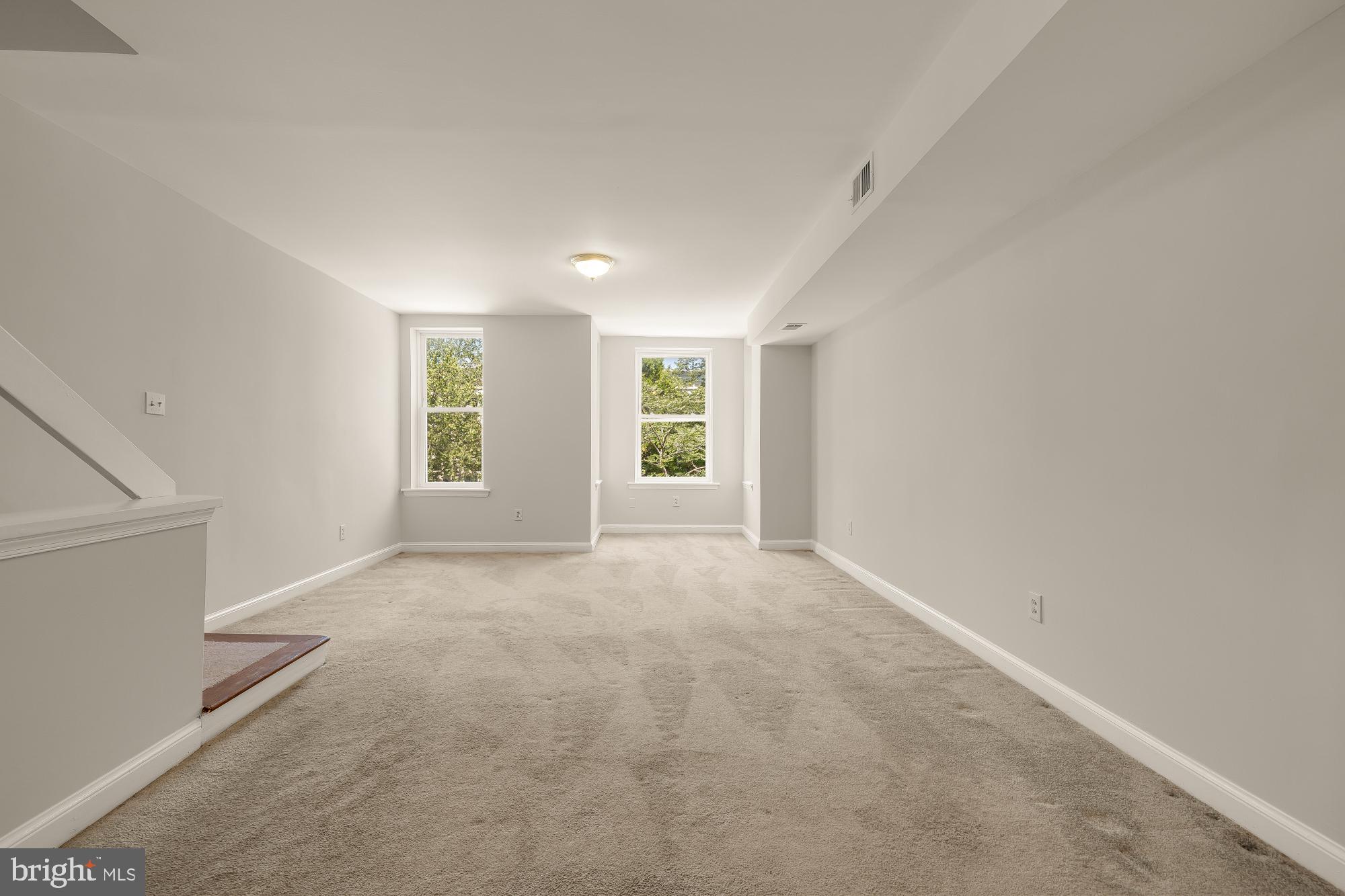 601 L Street Northeast Washington, DC 20002 - Photo 29 of 47 a view of an empty room with a window