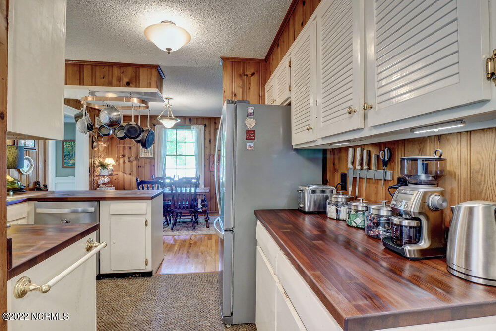 1022 Decatur Road Jacksonville, NC 28540 - Photo 12 of 39 013_p8244158_59_60_61_62_63_64