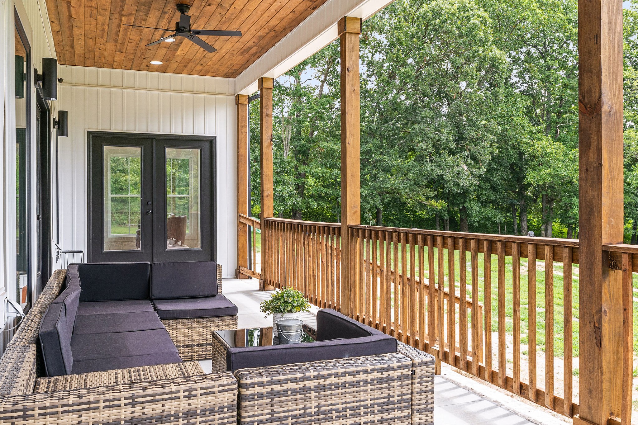 250 Dyer Ridge Road Baxter, TN 38544 - Photo 36 of 45 a view of two chairs in the balcony