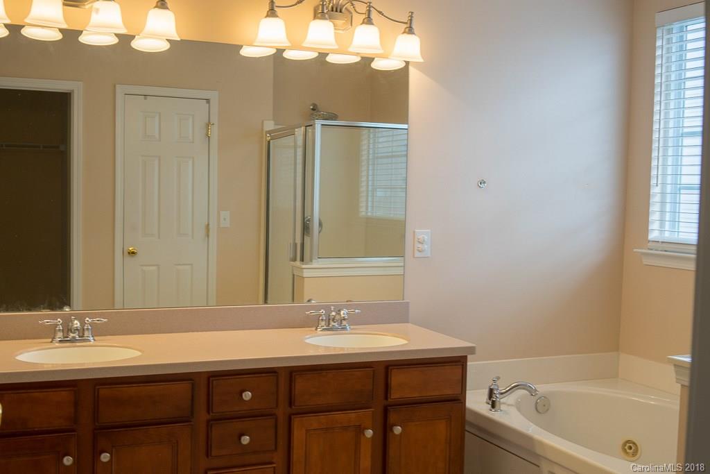 2025 Pin Hook Road Charlotte, NC 28215 - Photo 12 of 23 Gallery Image 12