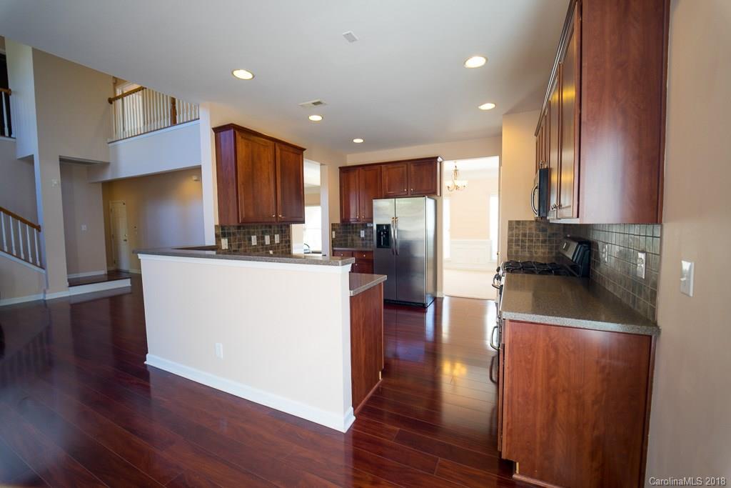 2025 Pin Hook Road Charlotte, NC 28215 - Photo 4 of 23 Gallery Image 4