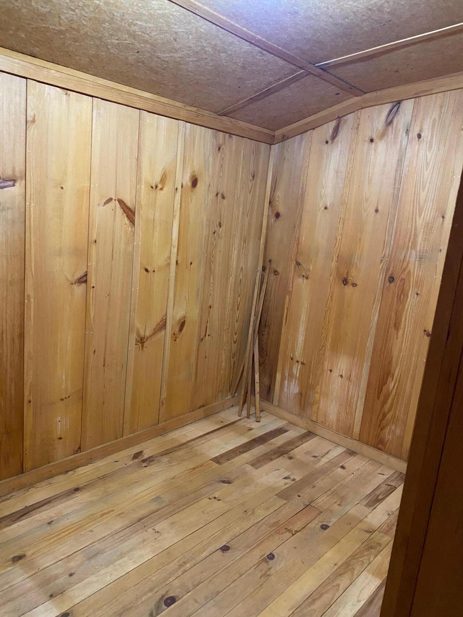 314 Round Knob Road Greeneville, TN 37743 - Photo 13 of 23 Round Knob walk in closet