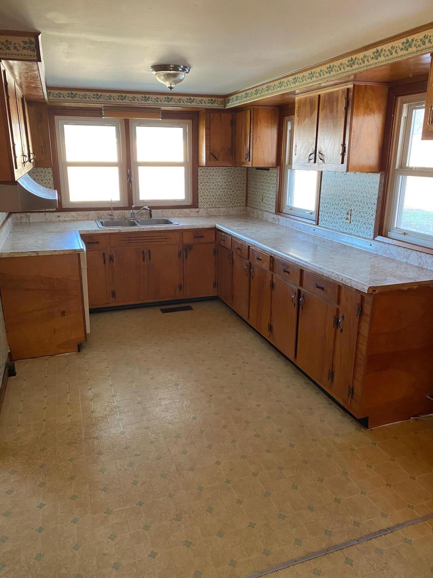 314 Round Knob Road Greeneville, TN 37743 - Photo 8 of 23 Round Knob Kitchen