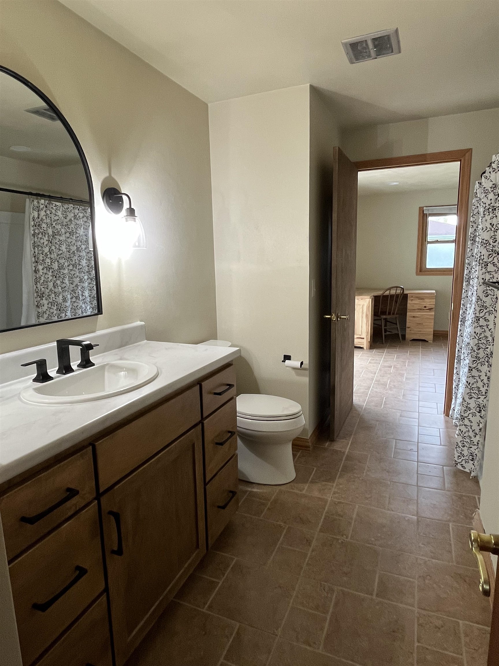 512 Jeffrey Street Combined Locks, WI 54113 - Photo 7 of 17