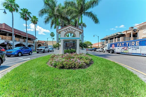 $1,700 | 796 Bird Bay Way, Unit BLD 30, Venice, FL 34285