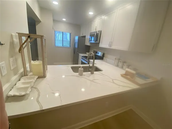 $1,700 | 796 Bird Bay Way, Unit BLD 30, Venice, FL 34285